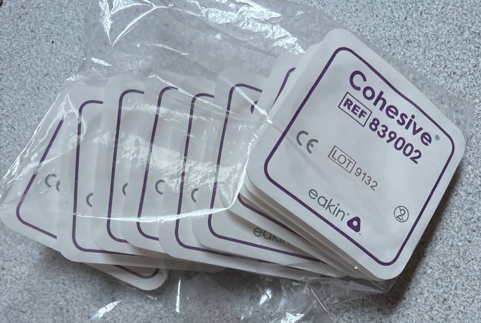 10 Convatec 839002 Eakin Cohesive 1-7/8″ (48mm) In Bag