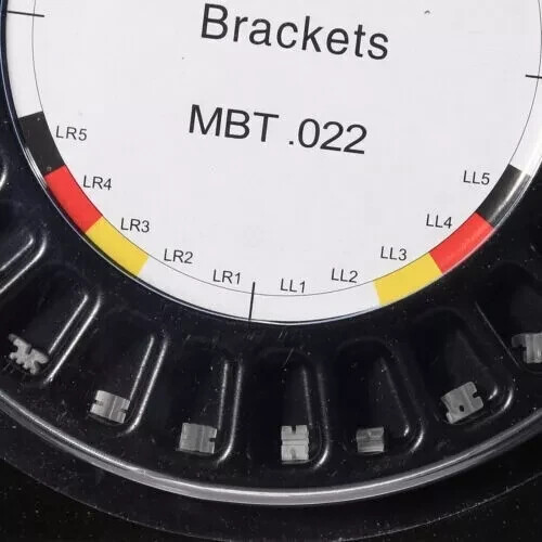 Dental Orthodontic Ceramic Brackets Braces 5/5 MBT Slot 0.022 Hooks 3-4-5