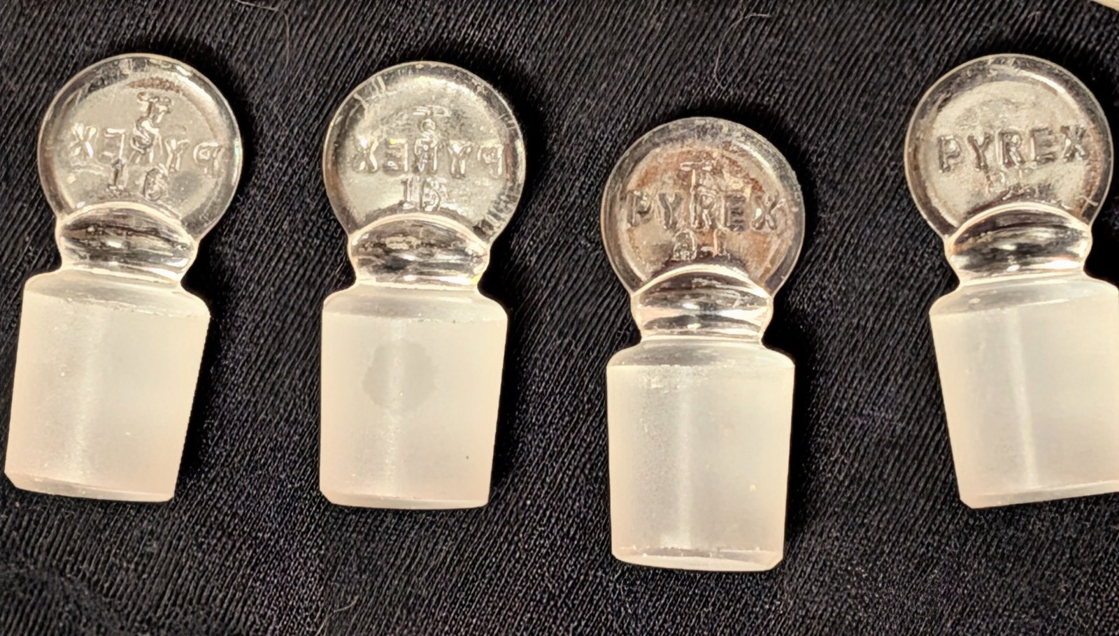 (6) Pyrex 250mL Vol Glass Lab Flask with Class A Glass Stoppers- Corning Work