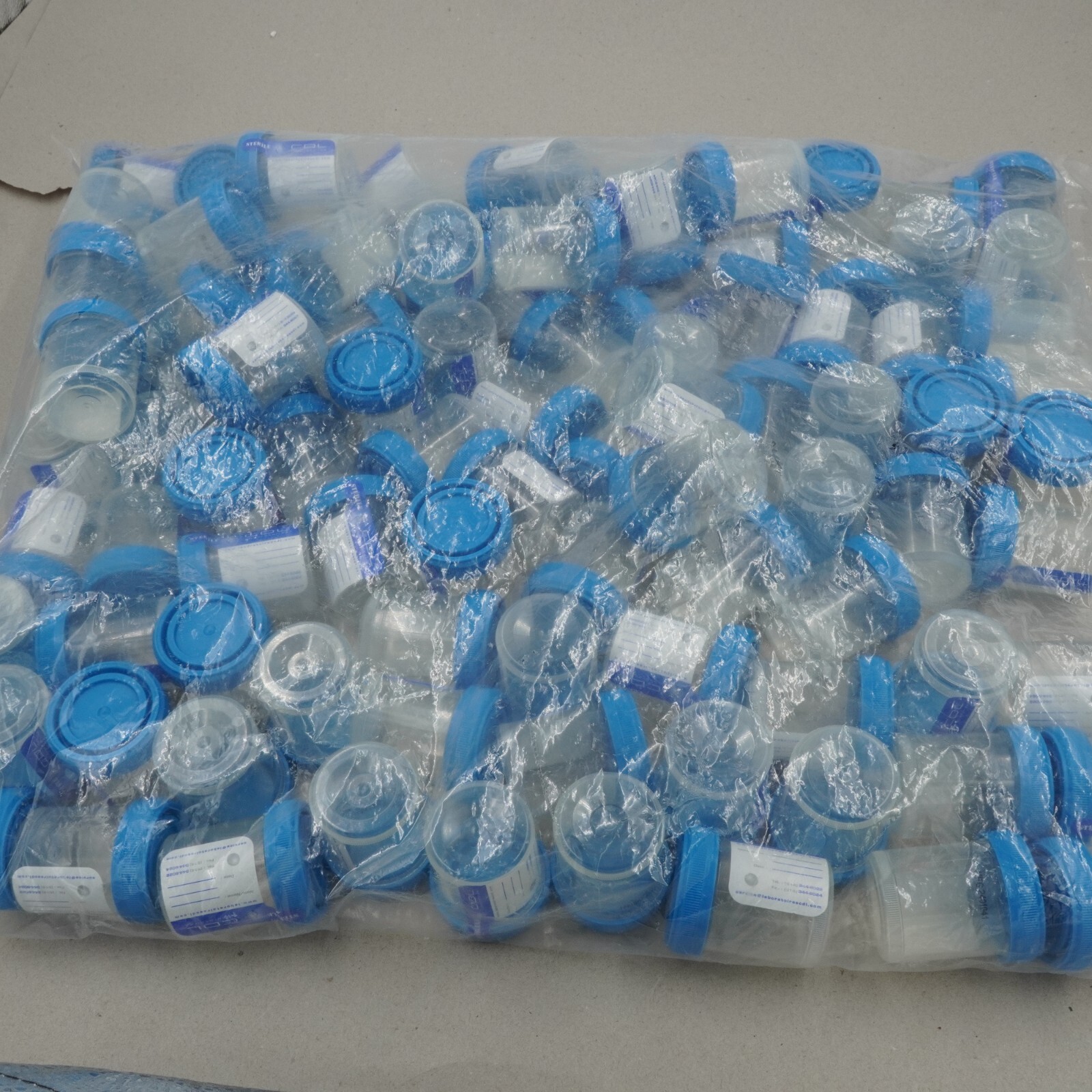 Specimen Container 2oz 60ml Qty 100 Clear Plastic Blue Screw Top Sterile