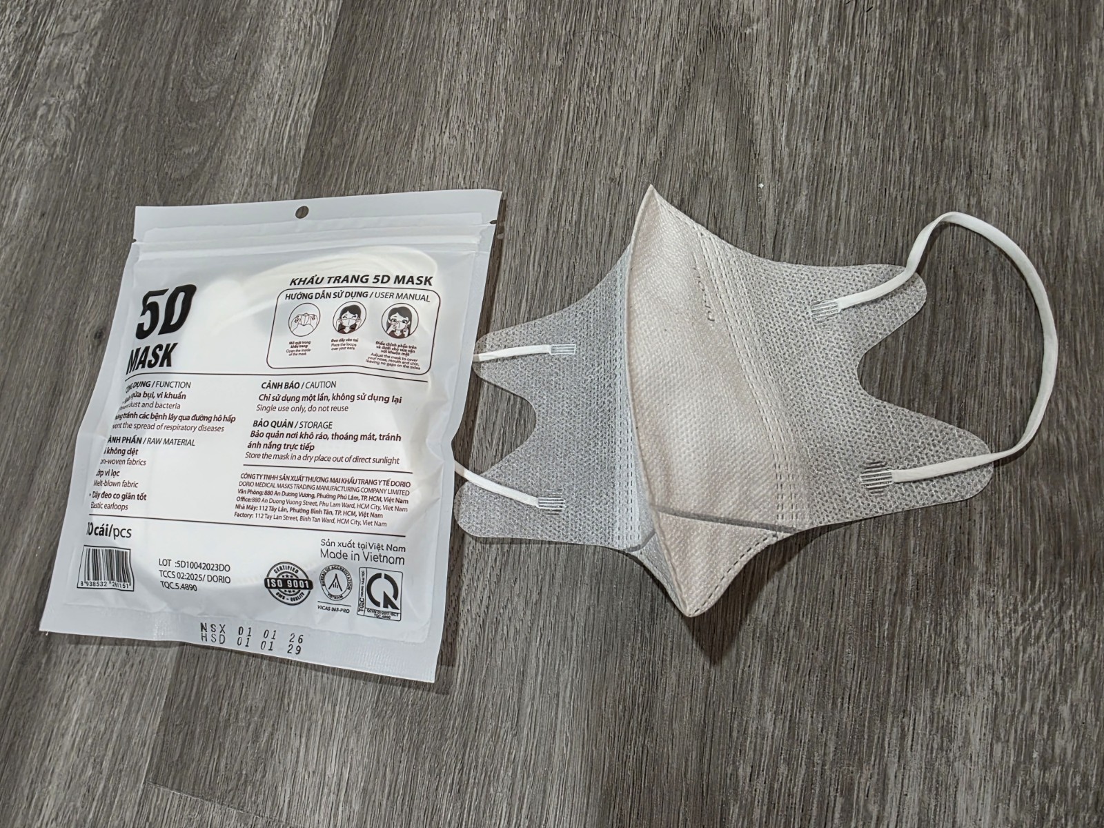 bisou 5D Mask Disposable Face Masks 50pcs White Made in Vietnam