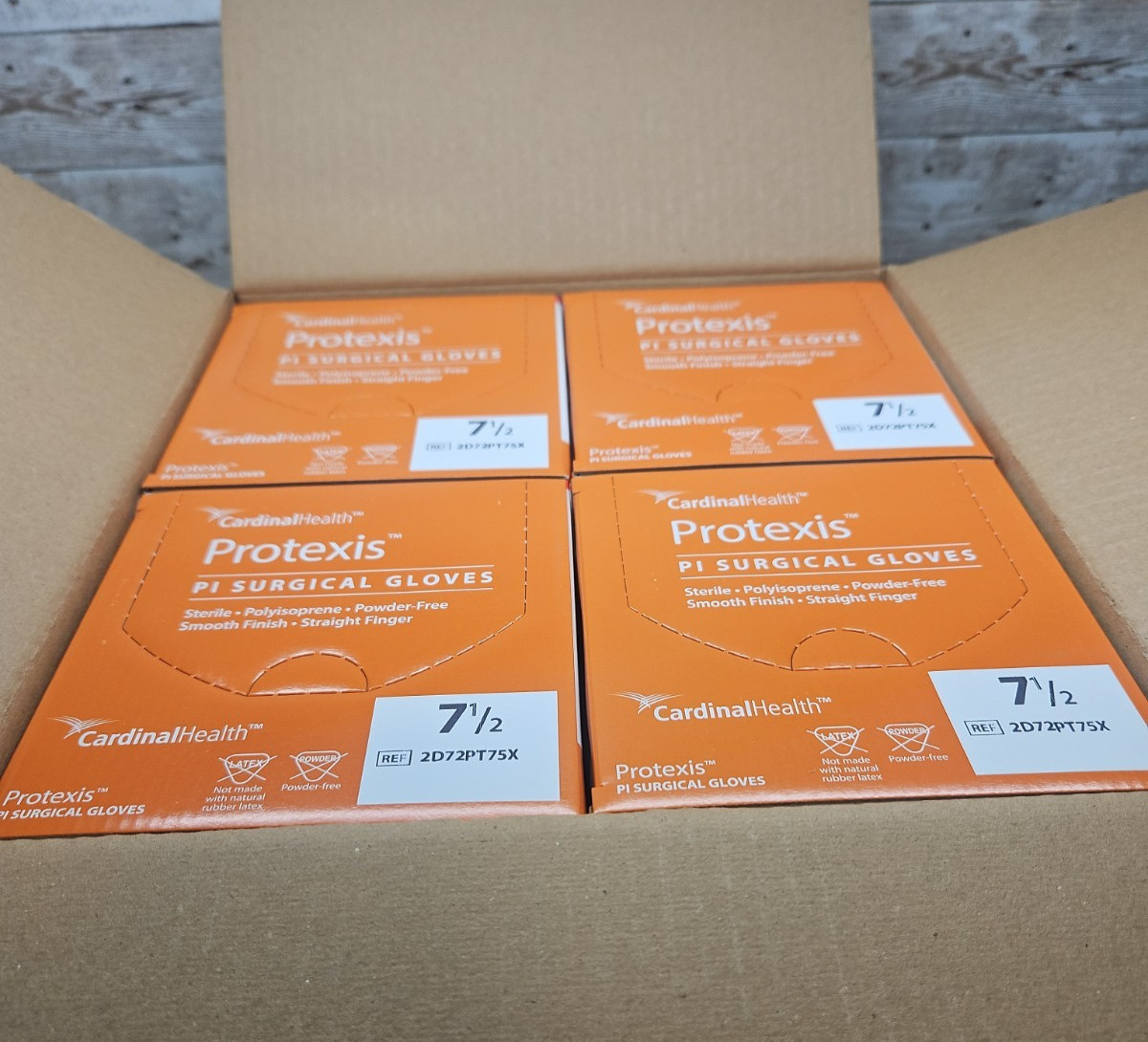 Protexis PI Surgical Gloves *1 CASE 200 Pair* Cardinal Size: 7.5 Exp: 11/27
