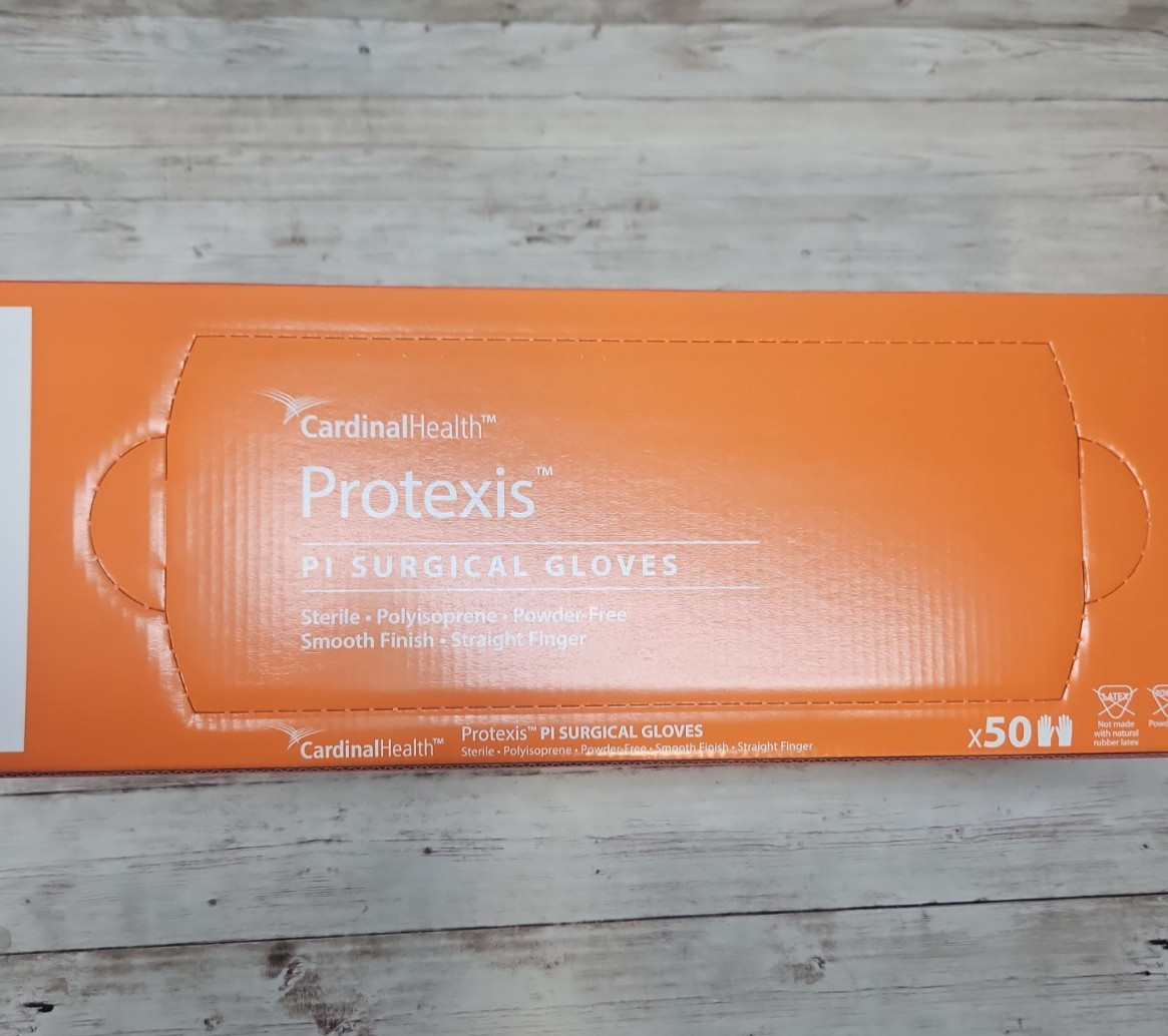 Protexis PI Surgical Gloves *1 CASE 200 Pair* Cardinal Size: 7.5 Exp: 12/27
