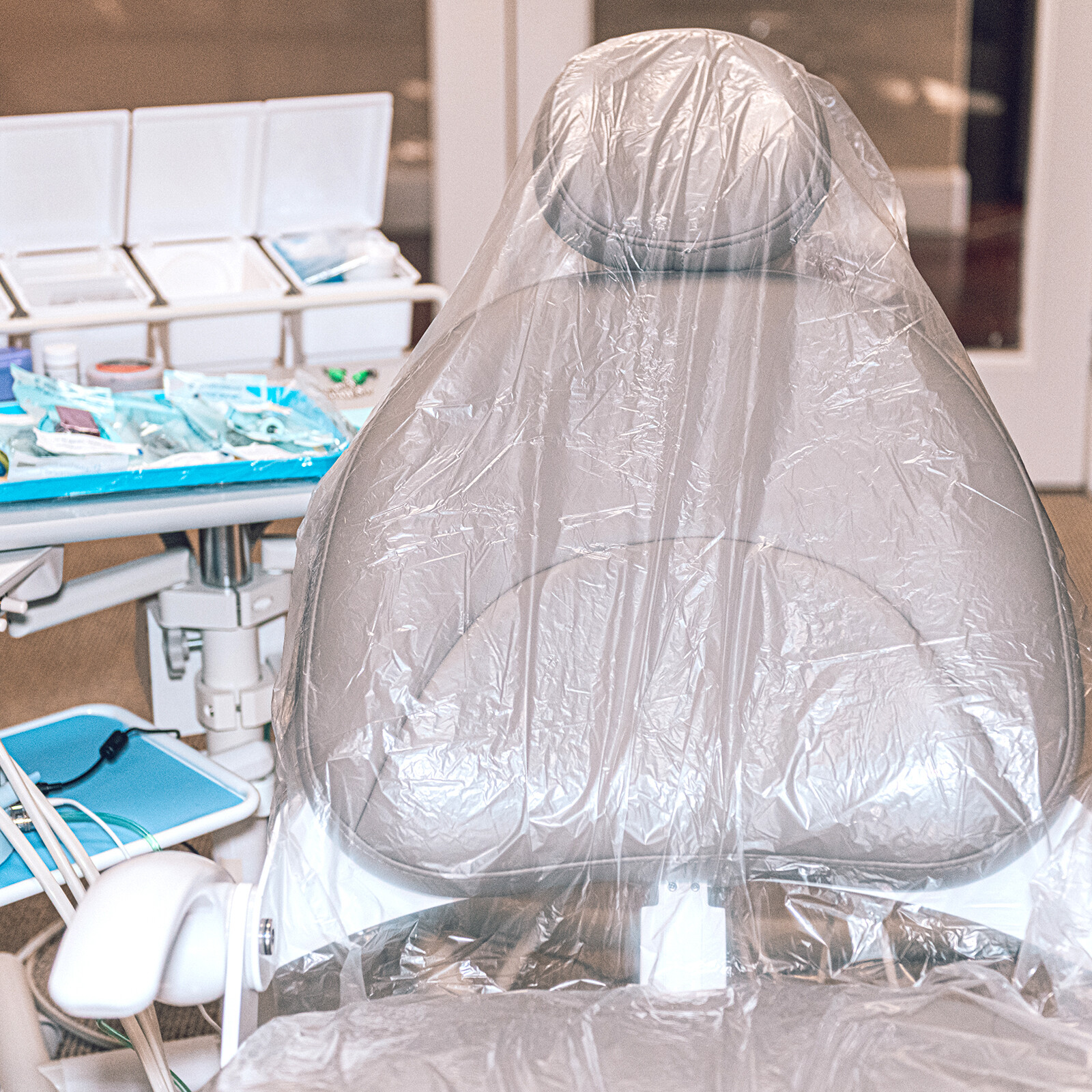 600PCS Dental Half Chair Sleeves Cover Size Disposable Clear Protector 32″ x 32″