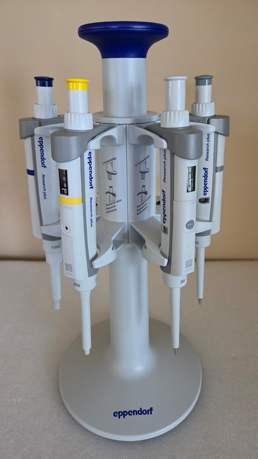 Eppendorf Research Plus Pipettes 1000 200 20 10 & Carousel: Calibrated, New Seal