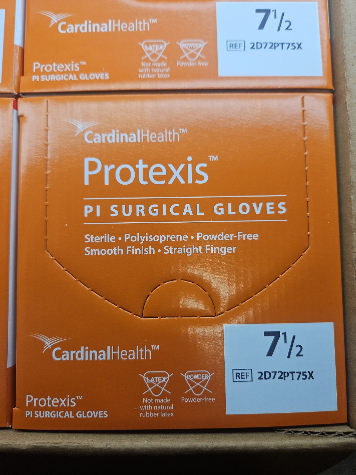 Protexis PI Surgical Gloves *1 CASE 200 Pair* Cardinal Size: 7.5 Exp: 12/27