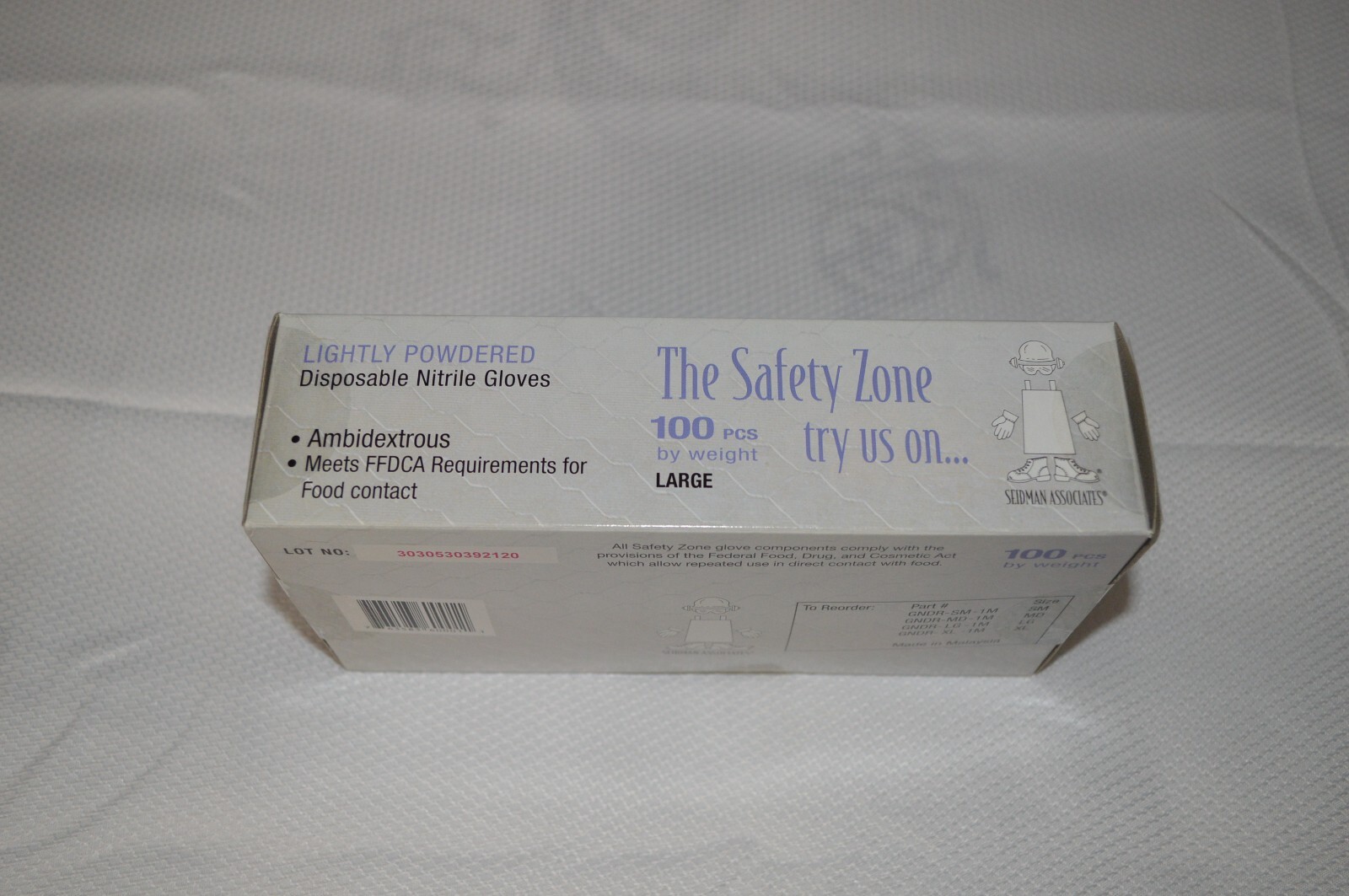 THE SAFTEY ZONE ~ DISPOSABLE NITRILE GLOVES ~ AMBIDEXTROUS ~ 100 COUNT ~ LARGE