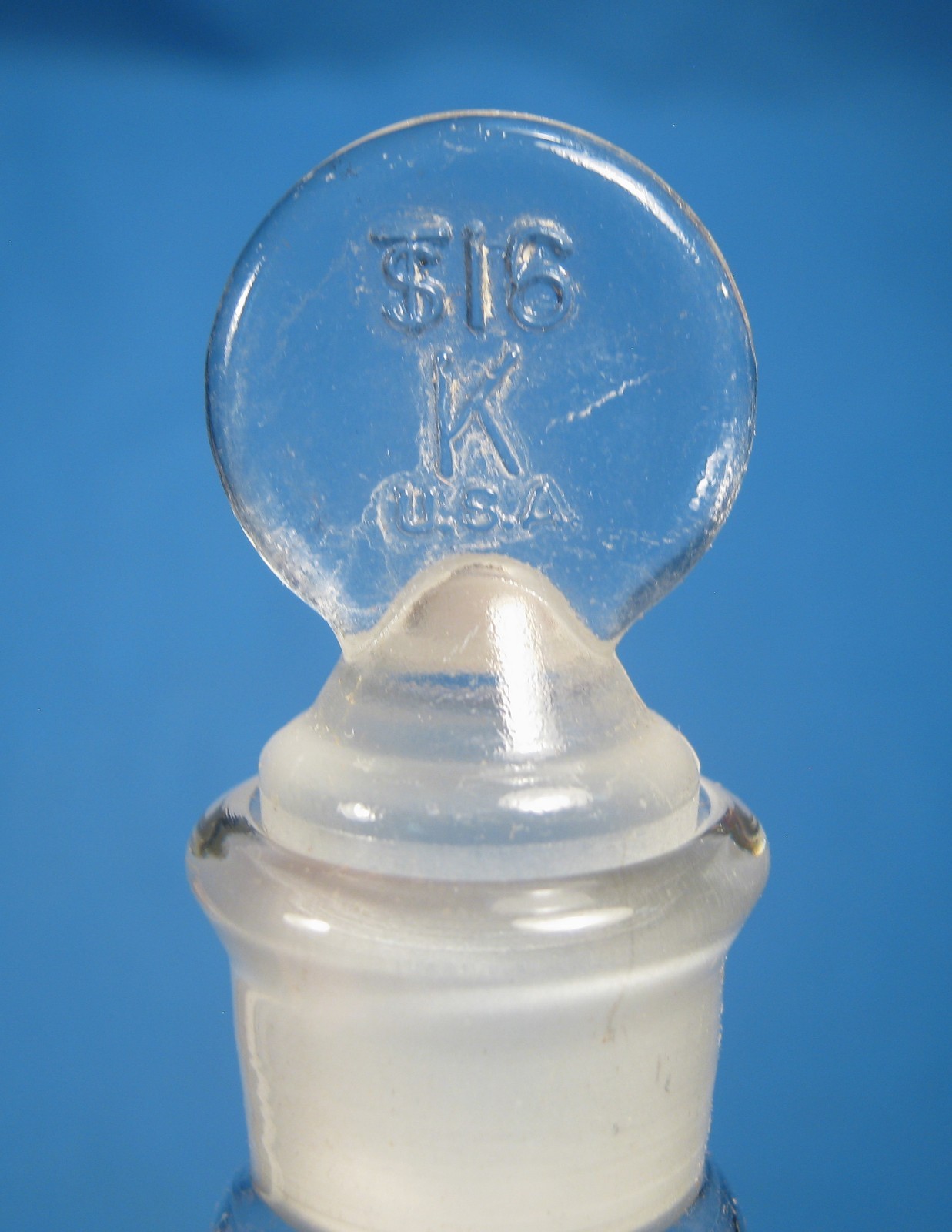 KIMBLE 250 ML VOLUMETRIC FLASKS SQUARE CLASS “A” X2 NEW OLD STOCK FREE SHIPPING