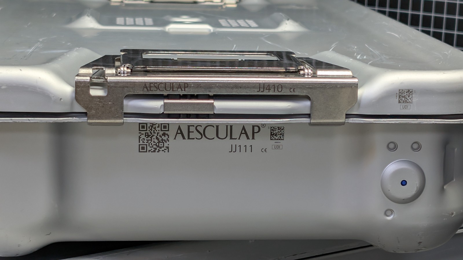 AESCULAP Aicon JJ111 Sterilization Container w/ Enhanced Drying System EDS