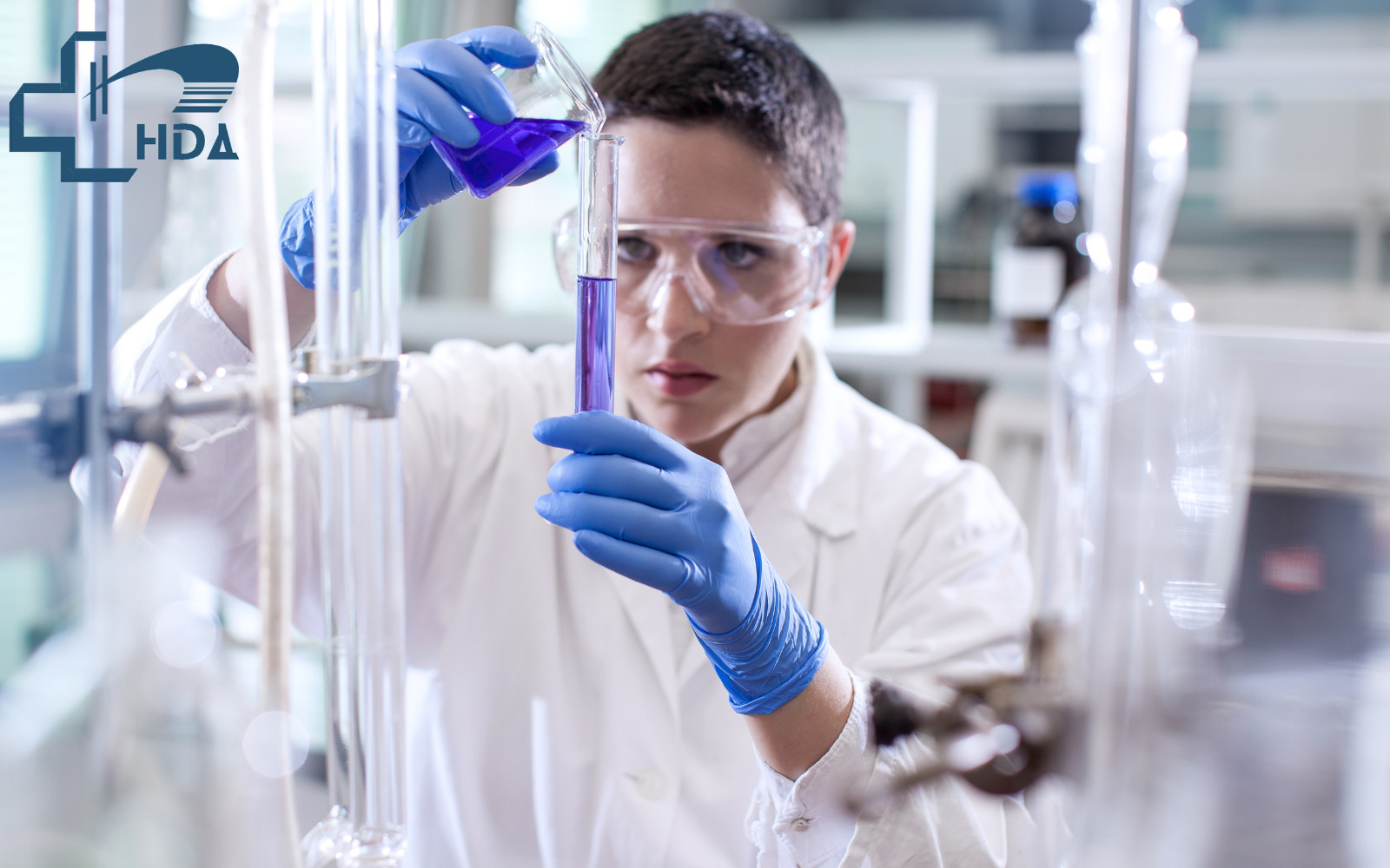 HDA Graduated Cylinder Measuring 10 ml – 2000 ml Borosilicate Glass 3.3.