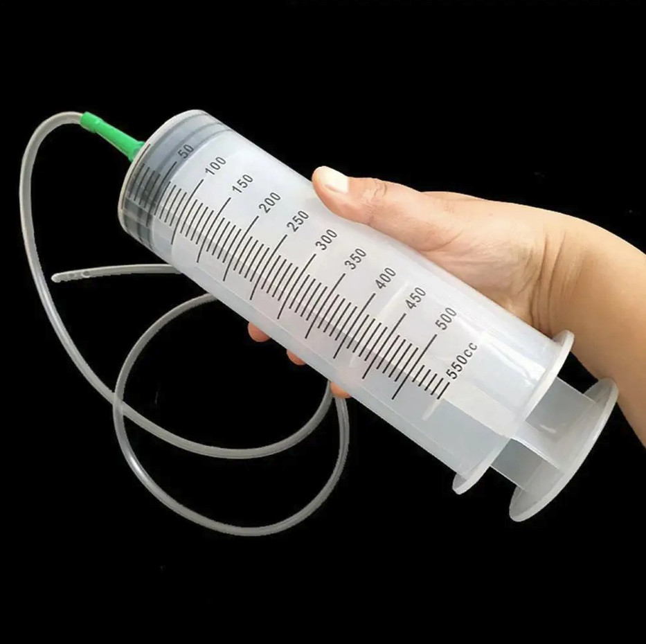 1pc Large Capacity Oil Extraction Syringe Pump with Hose – NEW