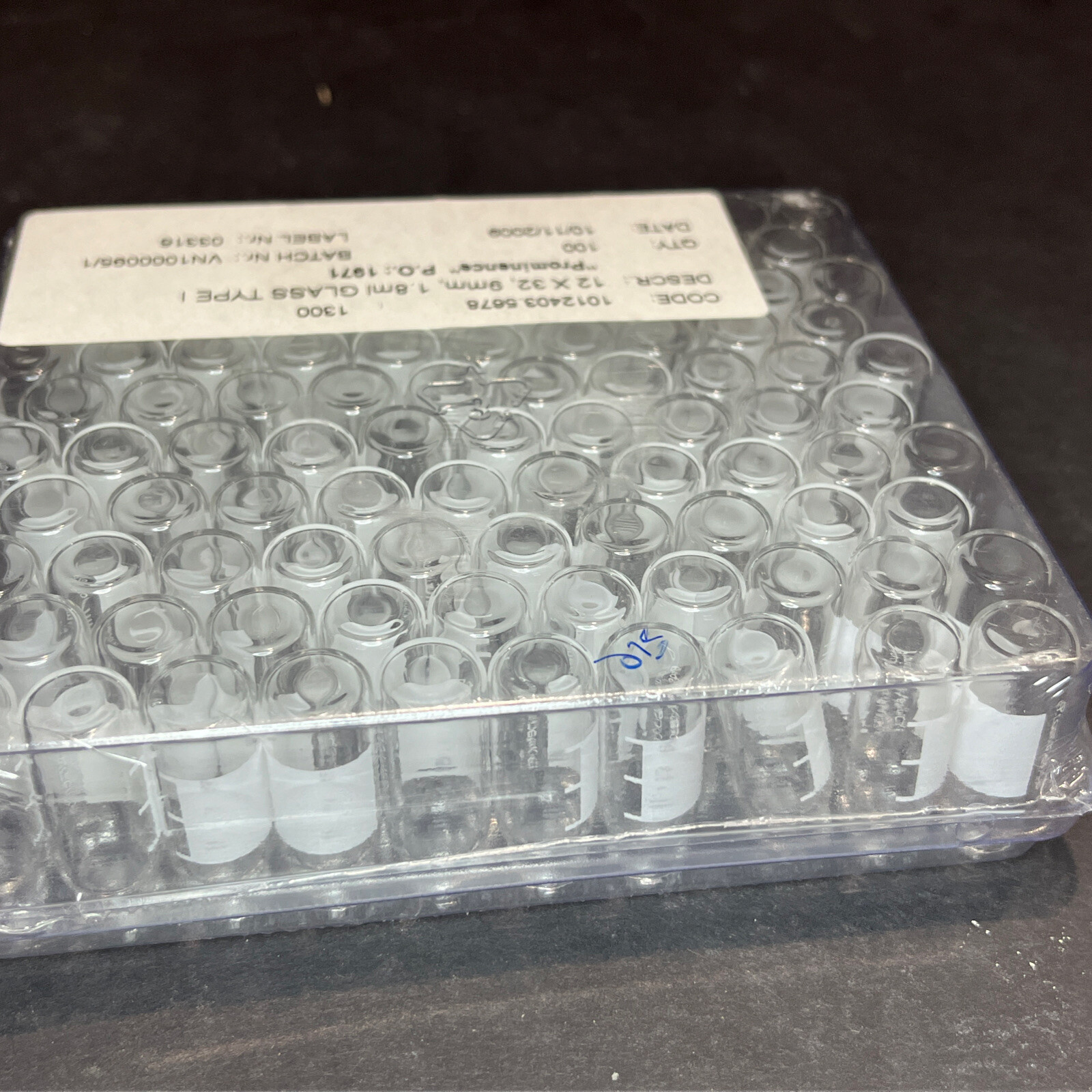 VWR Clear Glass Vial 1.8 ml 9 mm Screw Neck 12 x 32 mm Total of 100 Vials