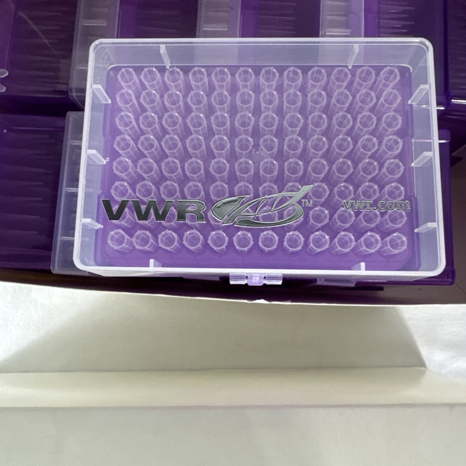Pipette Tips VWR 89041-390 1-200 uL Pipette Tips – 960 Tips 613-1072