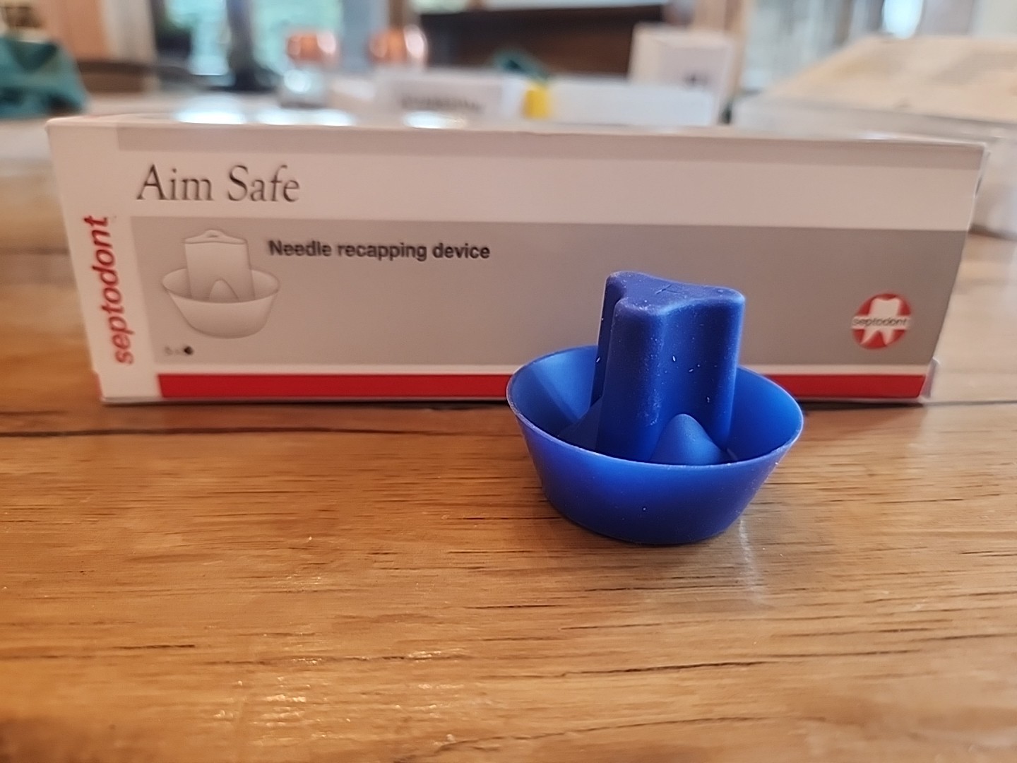 Septodont N0015 Aim Safe Needle Protector Recapper Device Rubber 5/Bx