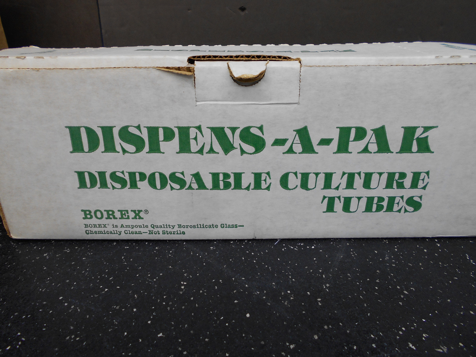 BORAX DISPOSABLE BOROSILICATE GLASS TUBES APPROX 250 16X100 MM