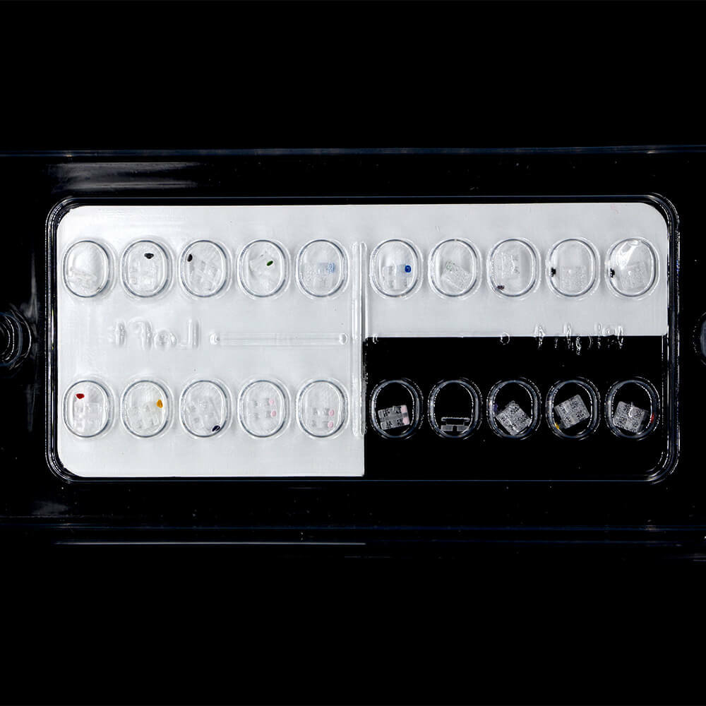 Monocrystalline Sapphire Orthodontic Bracket, Roth .022 Slot with Hook