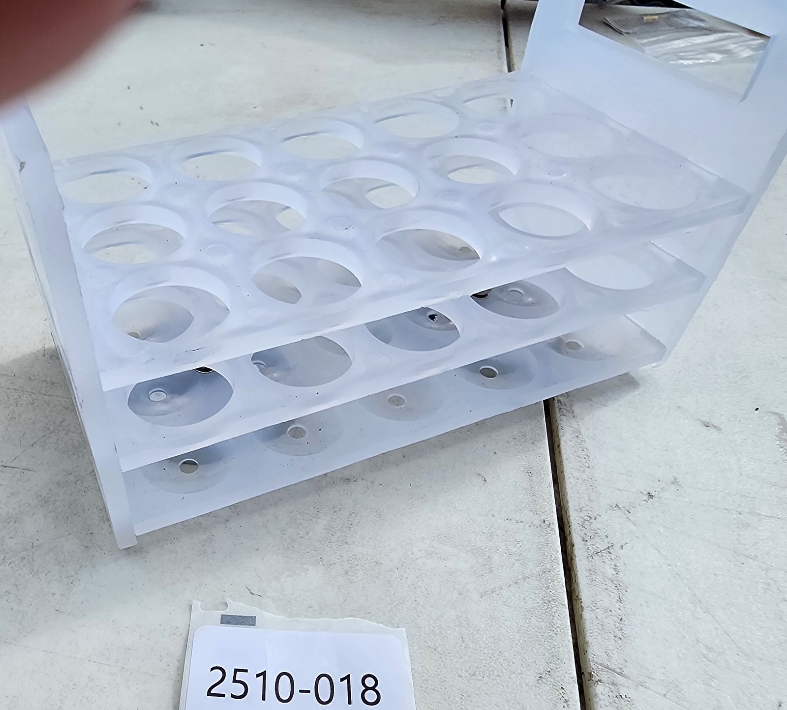 White 15-Position 3-Tier Test Tube Rack with 2 Large Black Feet