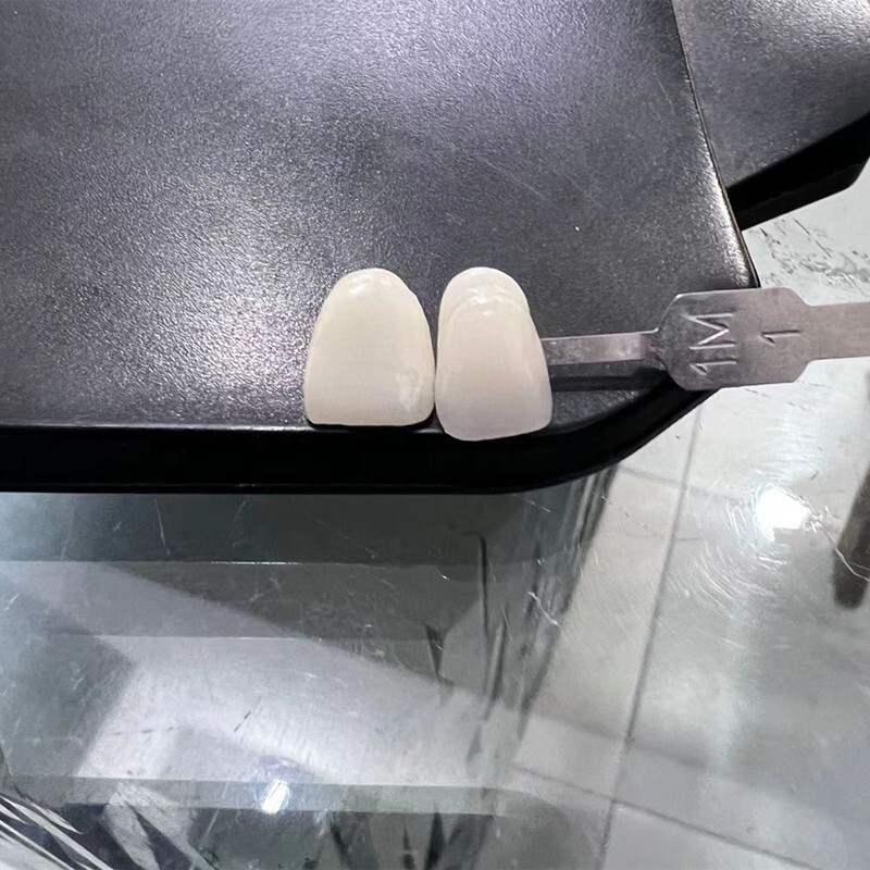 C14LT CEREC Dental Emax Glass Ceramic Blocks Lithium Disilicate CAD/CAM 5Pcs/Box