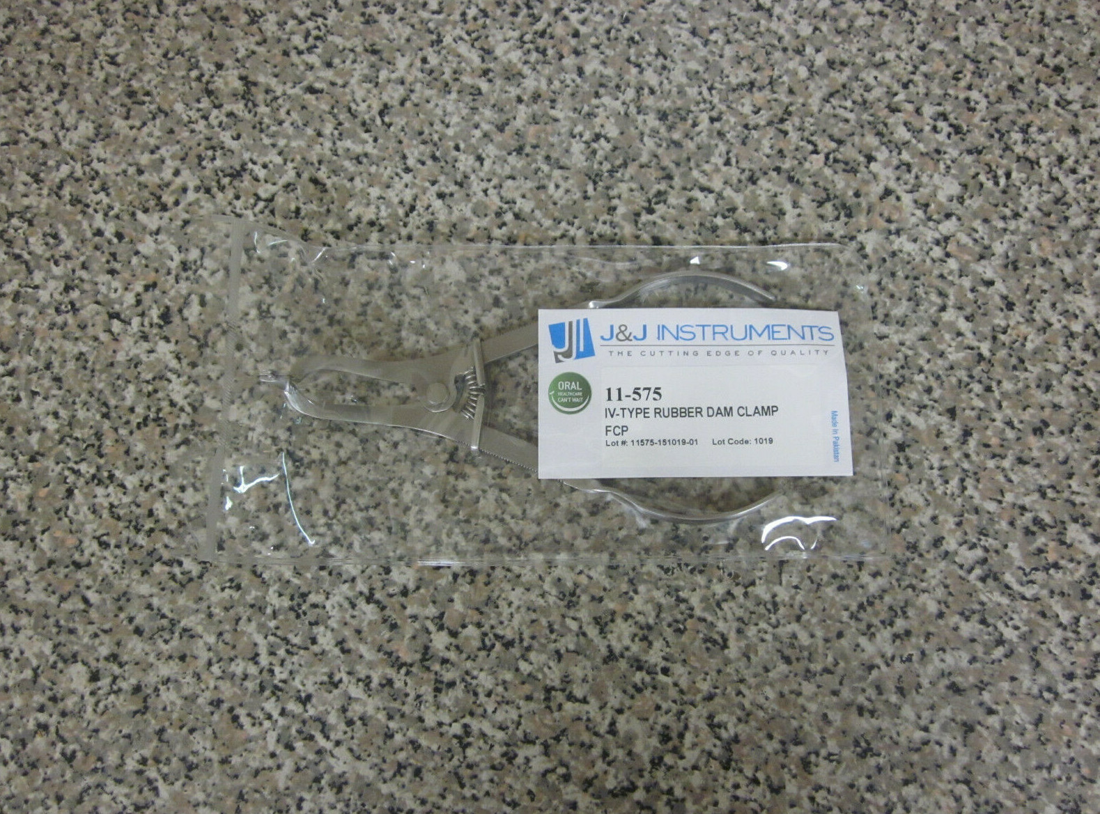 New JJI J&J Instruments 11-575 IV-Type Stainless Steel Rubber Dam Clamp Forceps