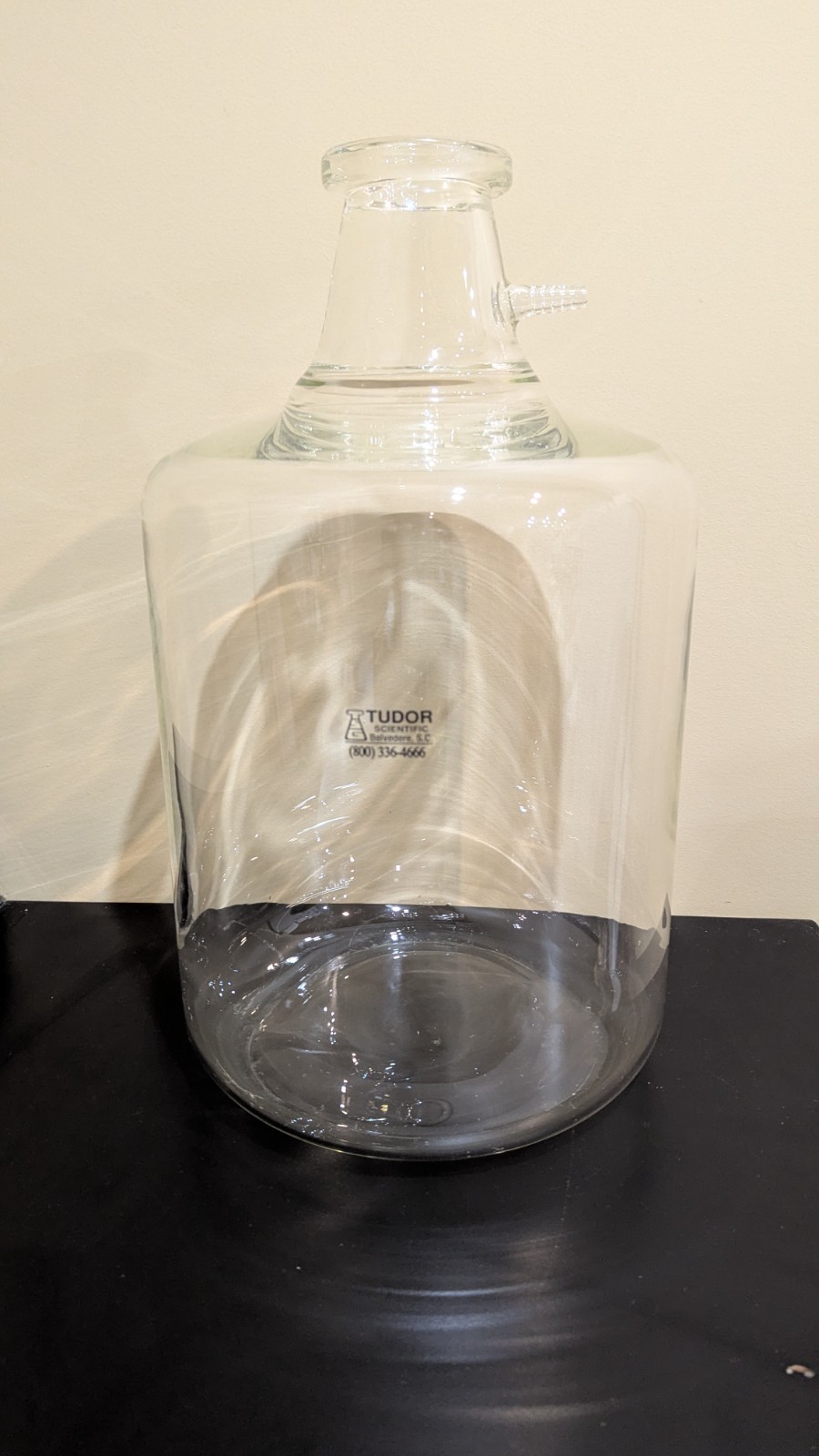 20L/5gal Carboy Vacuum Filter Flask, 3/8″ Sidearm Hose Barb, #12 Stopper Top