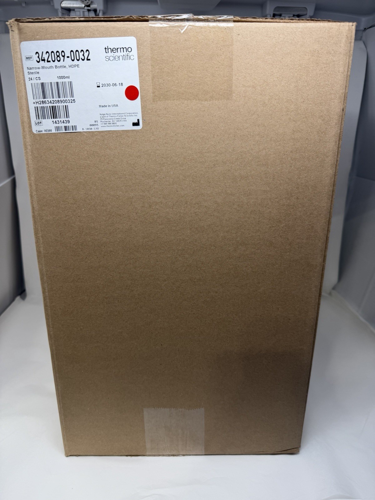 Thermo Scientific 342089-0032 HDPE Sterile Narrow-Mouth Bottle, 1000ml, 24/Case