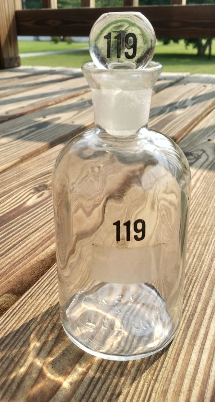 Vntg Glass bottle/glass Stopper # 119 Chemistry Science Lab Glass Equipment ∆USA