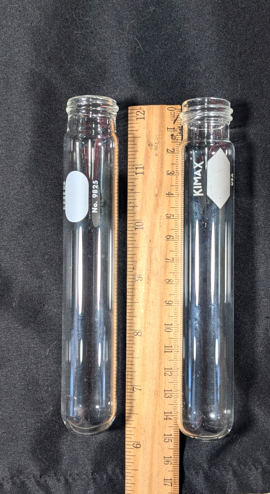 PYREX/ KIMAX 9825 25x150mm CULTURE TUBE 40 Pieces, With Lids, see description