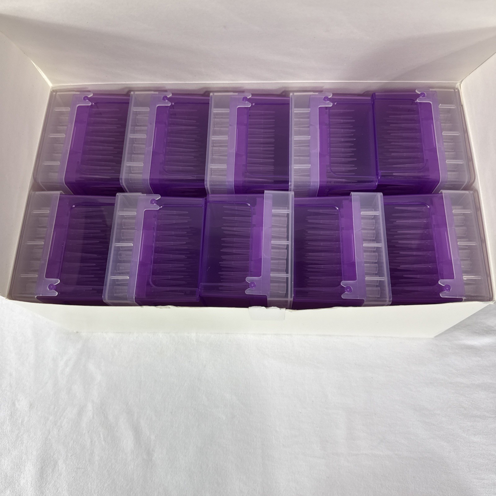 Pipette Tips VWR 89041-390 1-200 uL Pipette Tips – 960 Tips 613-1072