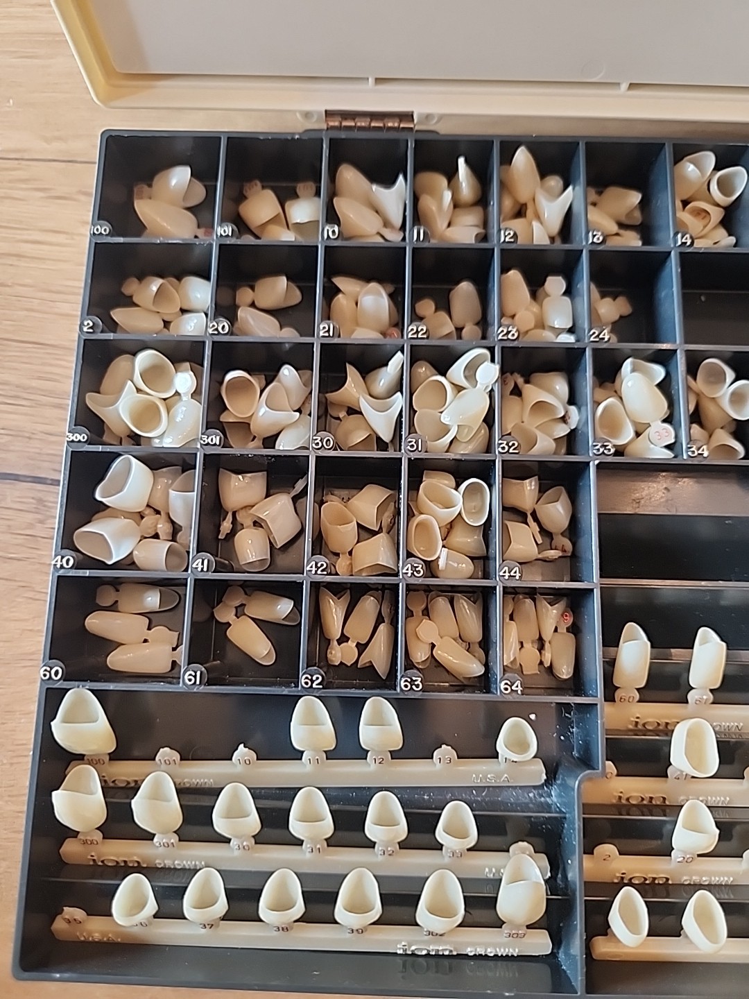 Polycarbonate Temporary Crowns 3m Ion Crowns Assorted Original Case Approx 300