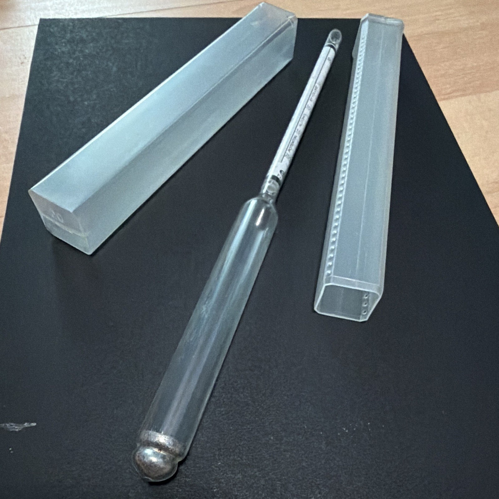 ALLA France Model 30 Glass Hydrometer/Densimeter w/ Plastic Case for Labs