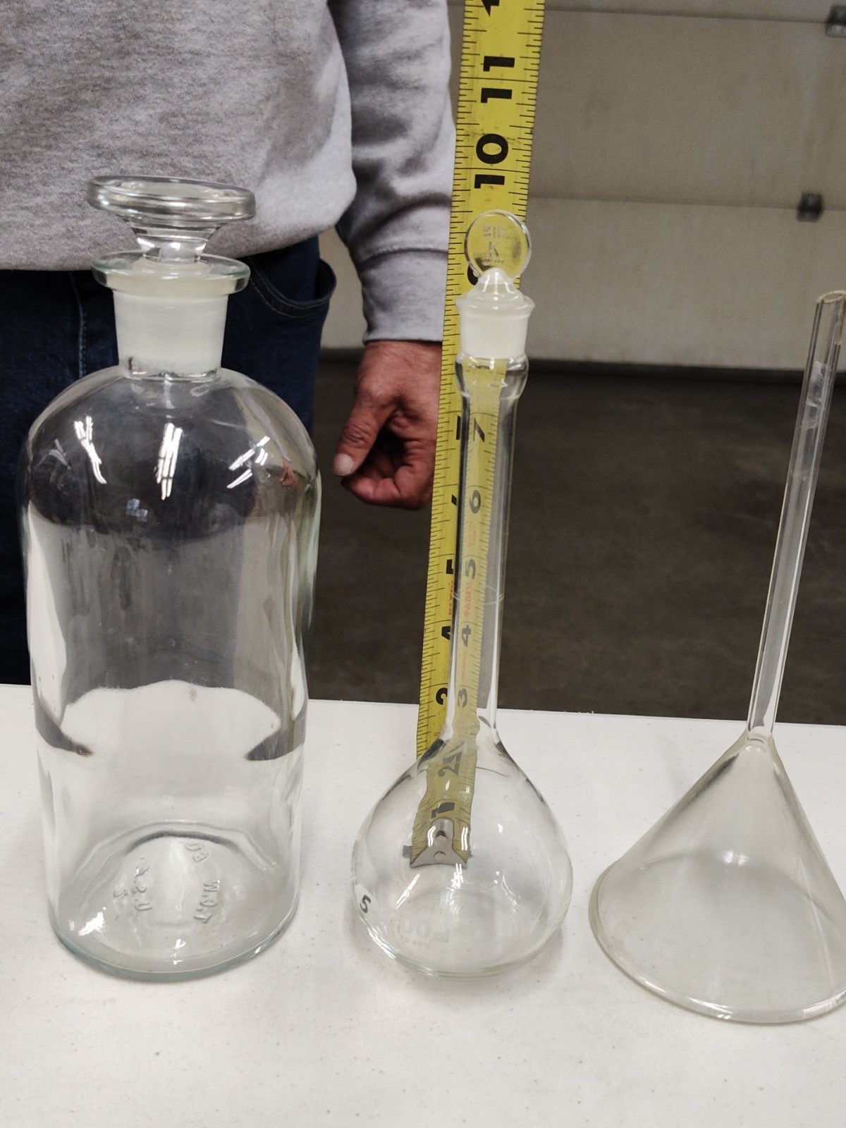 Pyrex & Kimex Glass Vacuum Flasks Beakers Tubes Lids Lab Chemistry Huge Lot