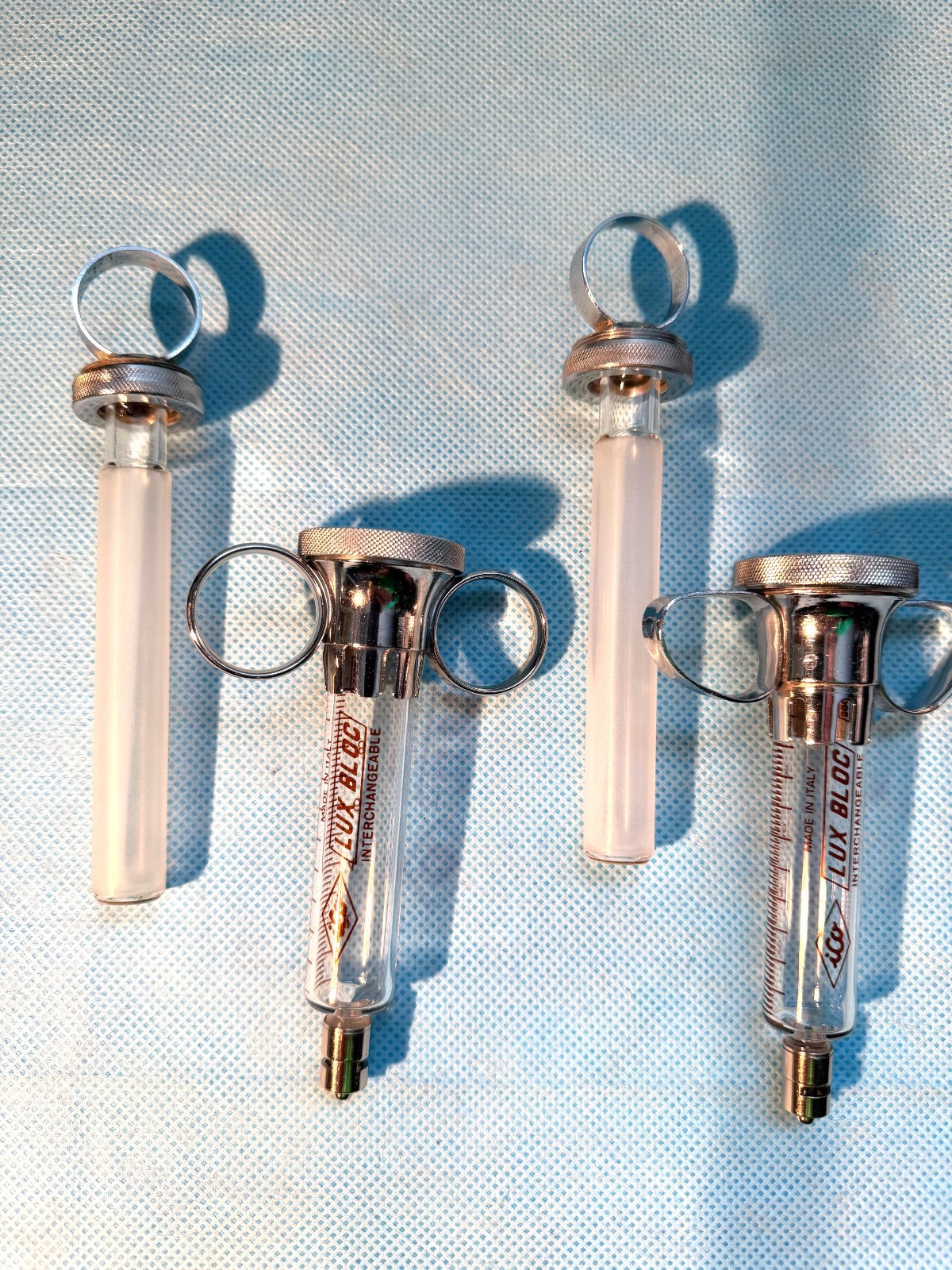 Lux Bloc 10cc Glass syringe with luer lock tip & finger ring controls