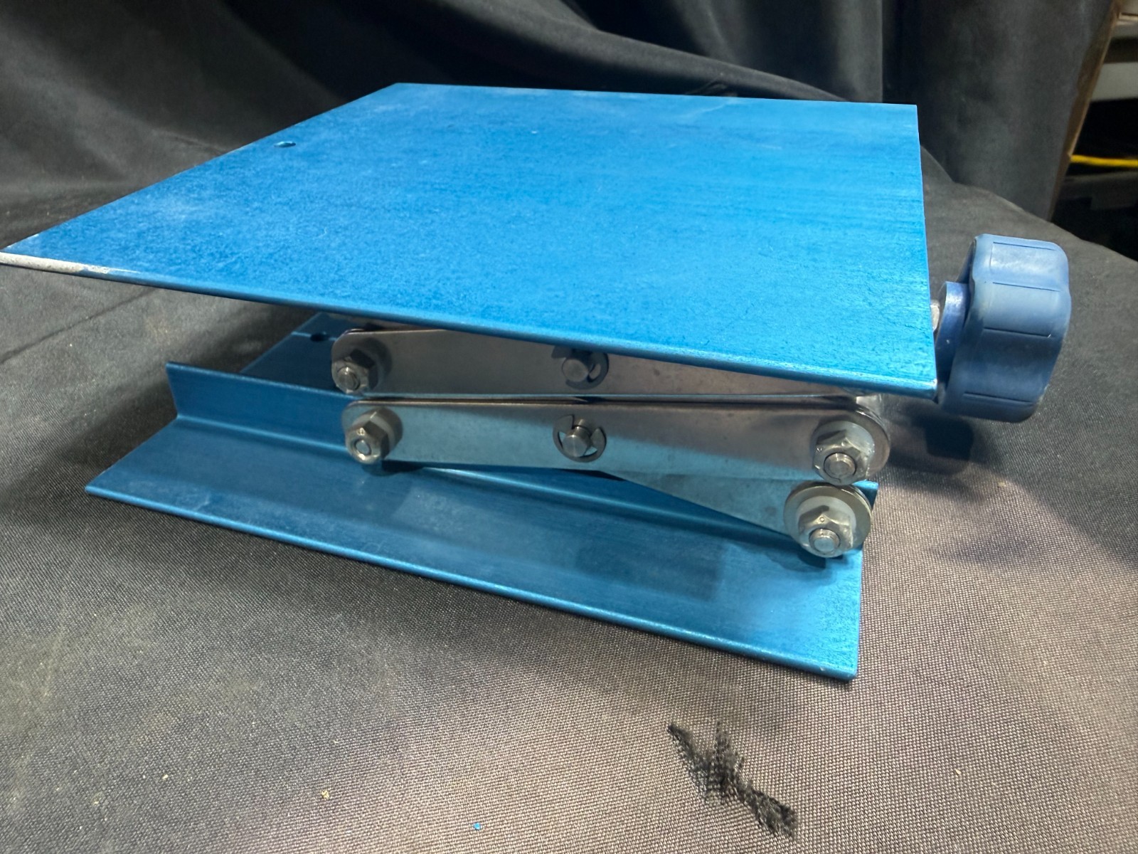NEW VWR 8″ x 8″ Aluminum Lab Scissor Jack Support Lift Table Platform 8×8