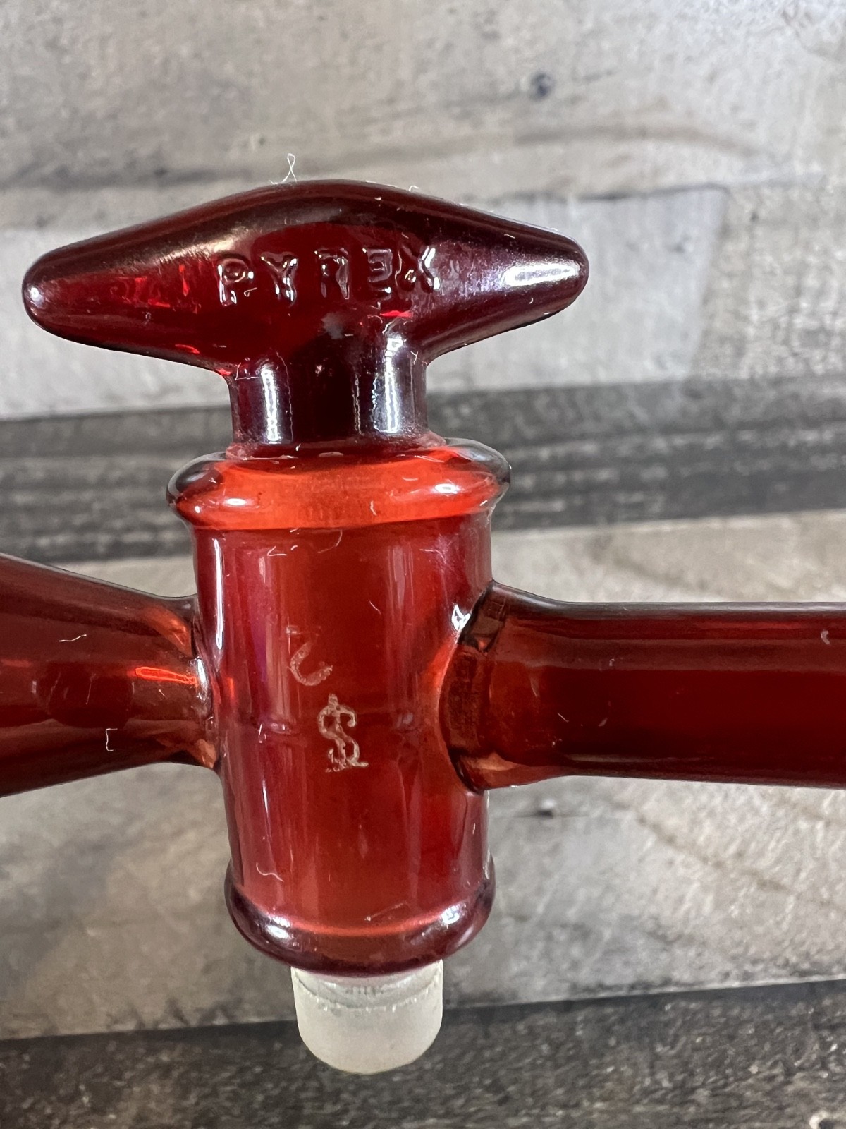Vintage PYREX Ruby Red Squibb Seperatory Funnel-125ml-Rare Colored Lab Glass