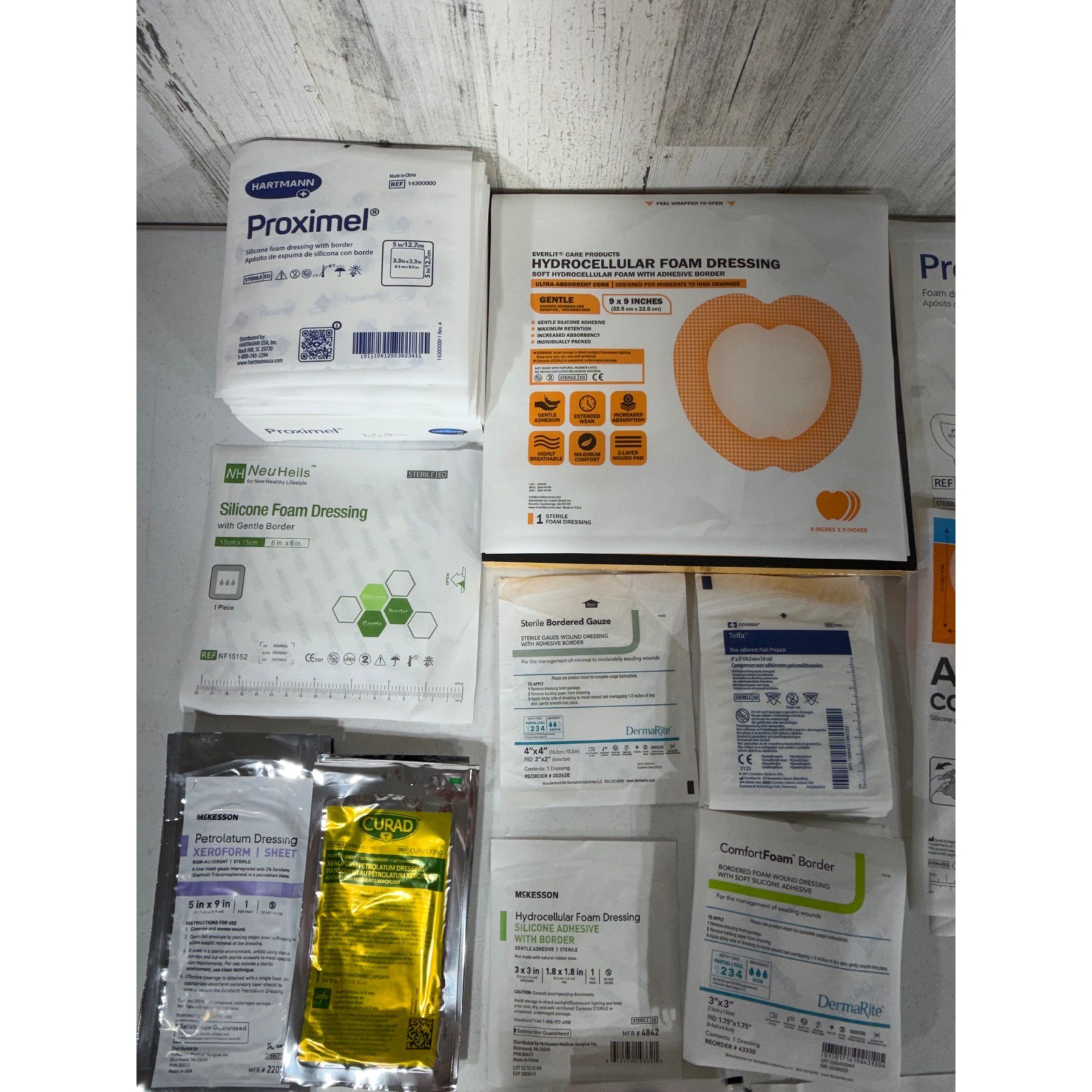 Large Wound Care Medical Supply Lot Mixed Sizes White Sterile Bandage Dressing