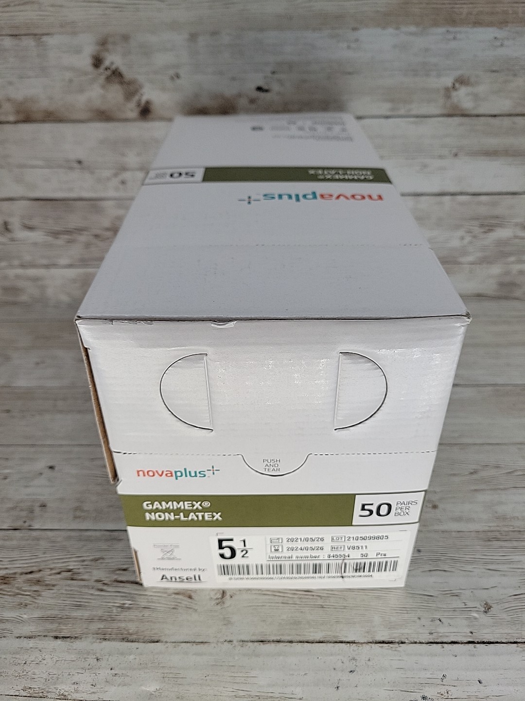 Gammex NovaPlus Non-Latex Surgical Gloves *1 Box 50 Pair* Size: 5.5 *See Date*