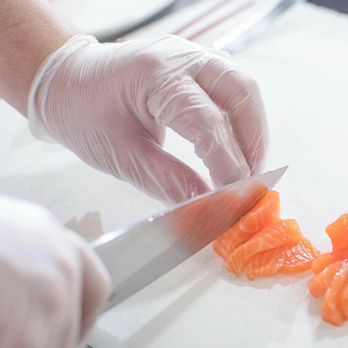 Disposable Vinyl Gloves, Latex Free Powder Free, Clear Food Safe Gloves S M L