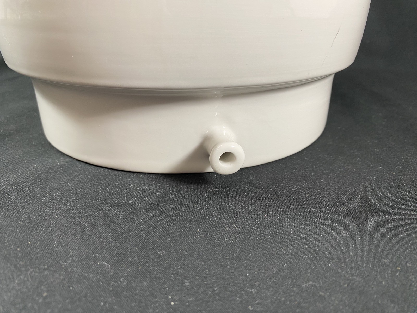 COORSTEK Porcelain ~1900mL 8″ Table-Type Buchner Funnel 160mm Paper Filter 60282