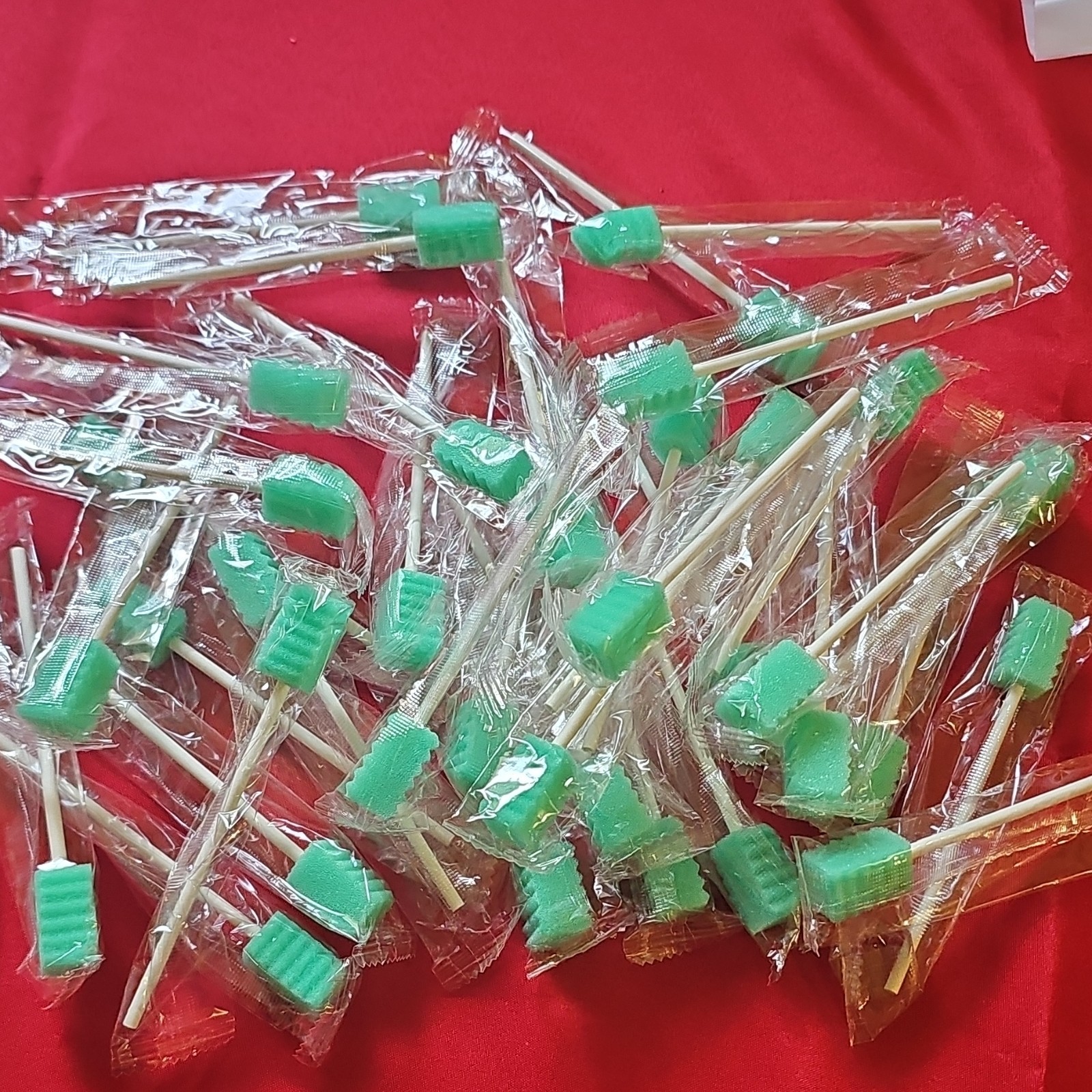 Disposable Dental Micro Brush Applicators, Individually Wrapped, Green Swabs