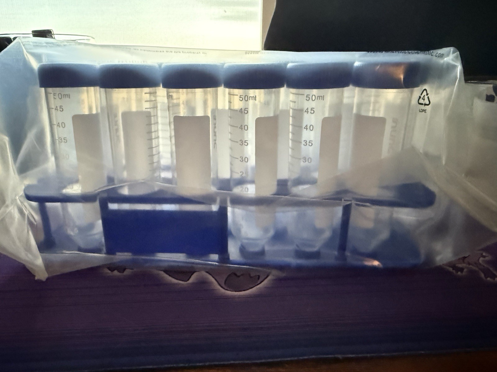 Thermo Scientific 50 ML Conical Centrifuge Tubes 25 / Pack 4 Packs Included