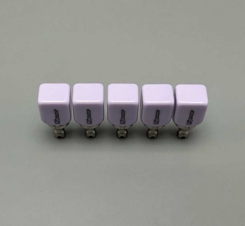C14 Dental Emax CAD Glass Ceramic Blocks Lithium Disilicate LT HT A1 A2 A3