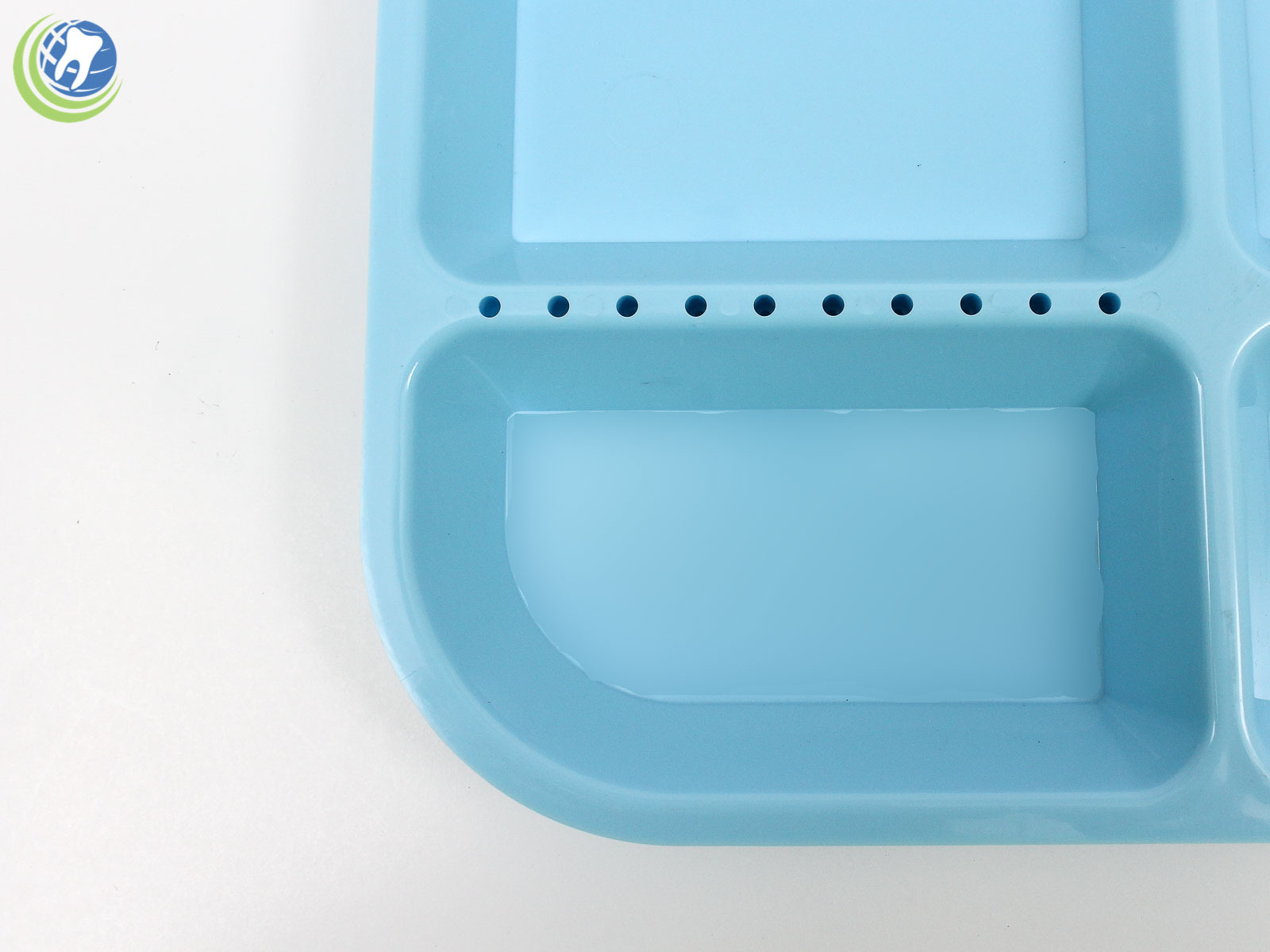 DENTAL INSTRUMENT SET UP TRAY INCLUDES BUR HOLDER SECTION BABY BLUE COLOR SIZE B