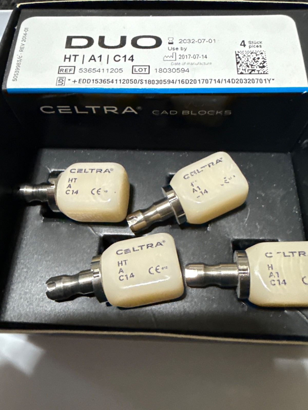 Dentsply Sirona Celtra Duo HT A1 C14 CAD CAM Blocks 4pc CEREC inLab