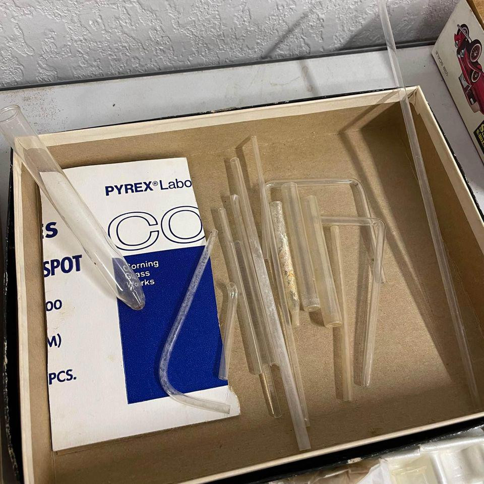 79pc Lot Science Chemistry Glass Test Tubes Accessories Pyrex Skilcraft – HN