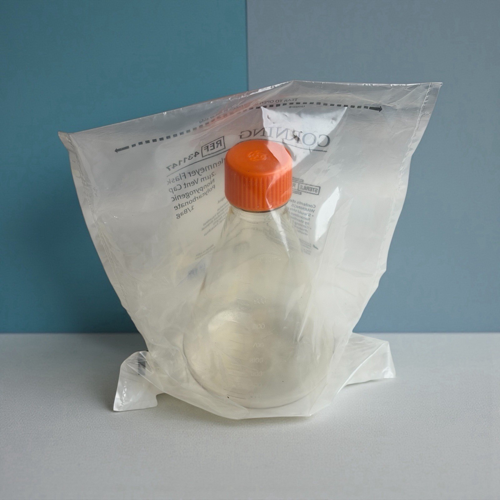 Lot of 5 Corning 431147 1L Polycarbonate Erlenmeyer Flasks Vent Cap