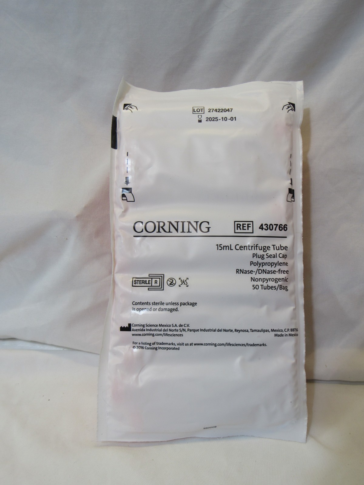 Corning 430766 15 ml Sterile Disposable Centrifuge Tubes w/Caps – 200 Total