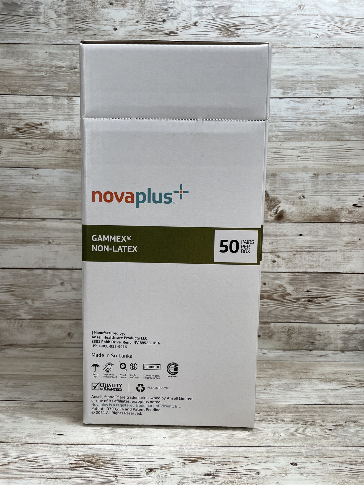 1 Case Gammex NovaPlus Non-Latex Surgical Gloves, 200 Pair, Size: 5.5 *See Date*