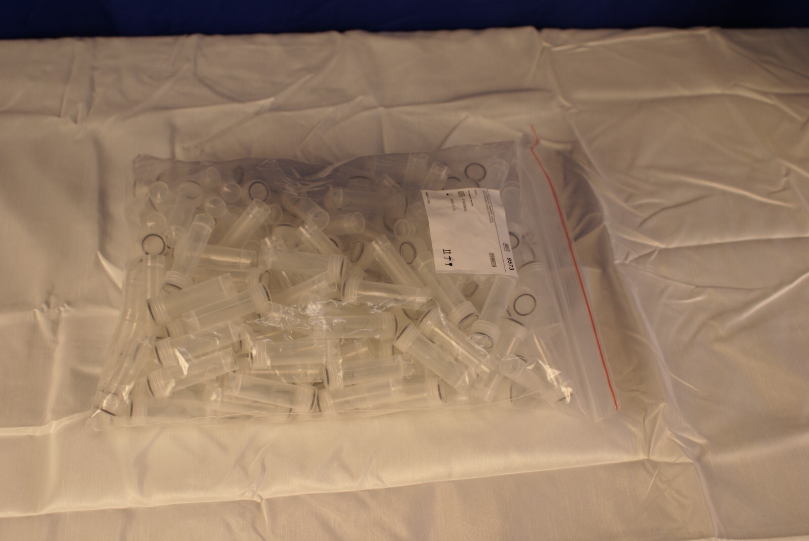 200 Cryovial Tube 5 ml Self Standing Transport Tube with Screw Cap Sterile Clear