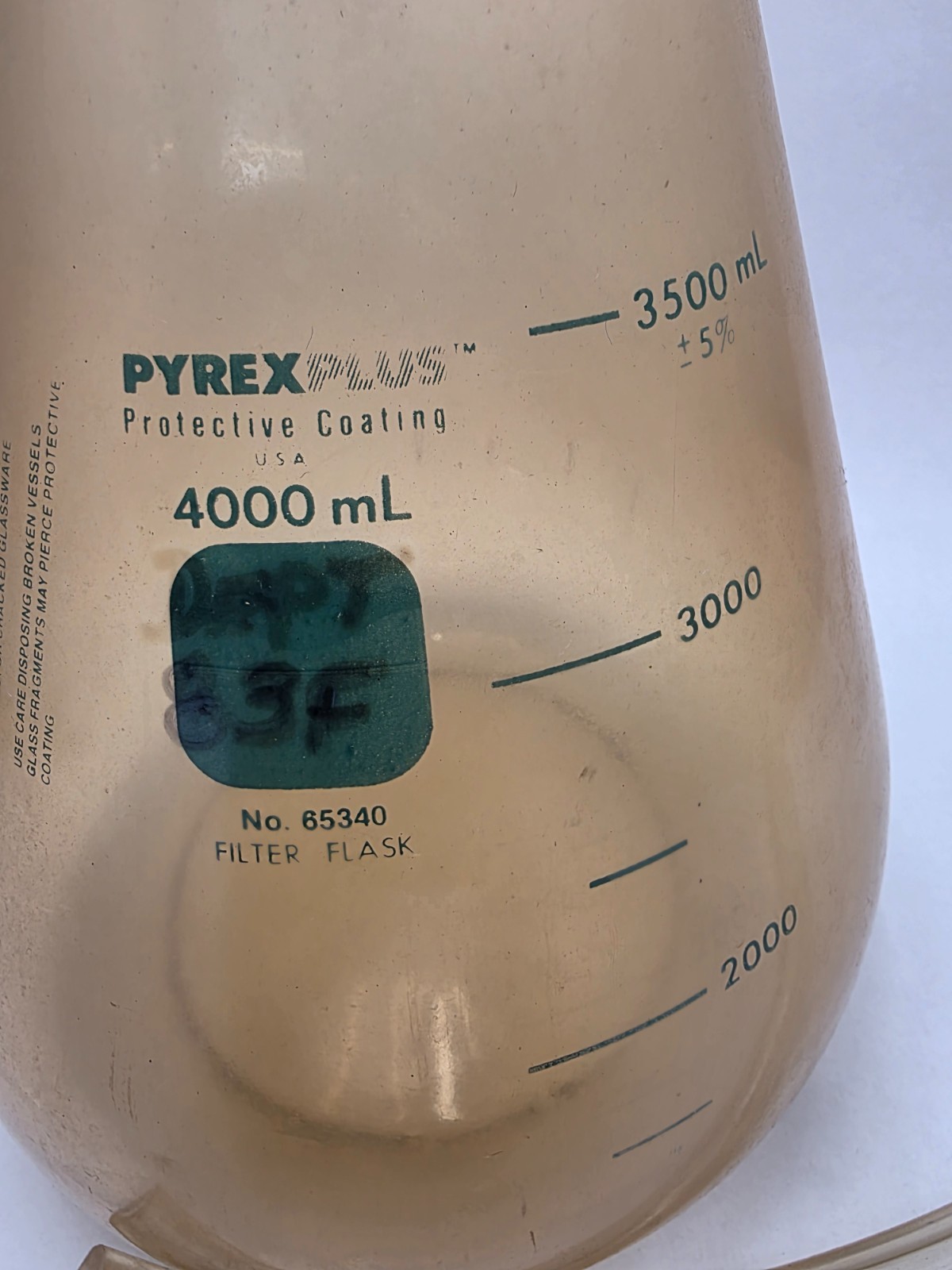 PYREX PLUS Plastic Coated Glass 4000 mL 65340 Filter Flask