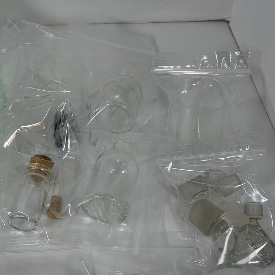 Vtg Lot of 35 PYREX Kimax Various Brand Laboratory Glass Beakers Flasks Jars